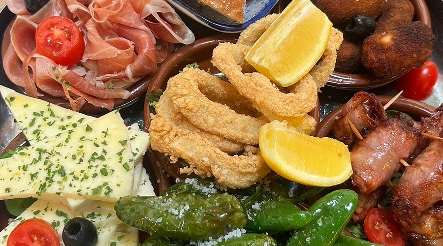 Tapas mixtas del Rebost de Cort